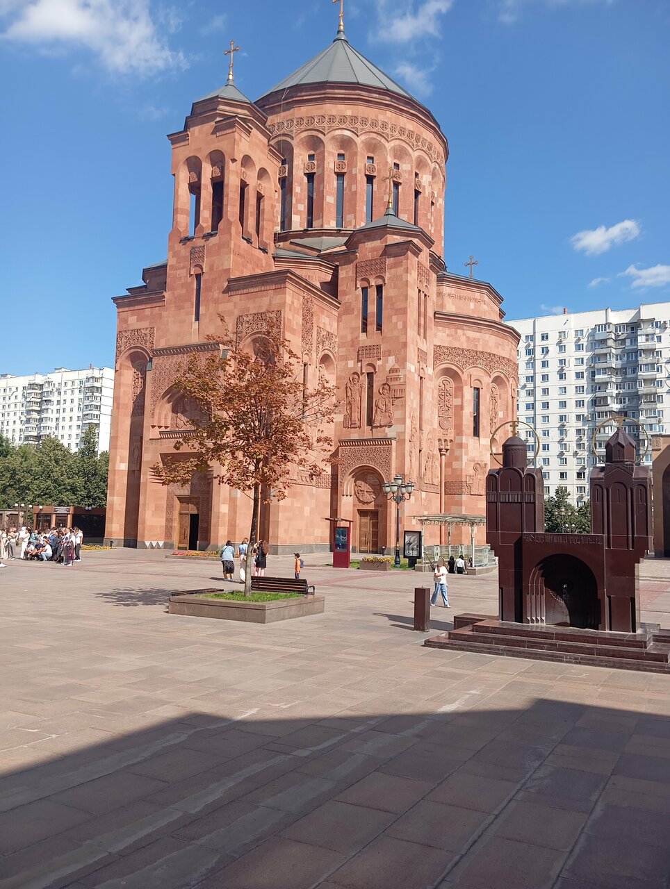 Резиденция патриаршего экзарха, главы Ново-Нахичеванской Армянской апостольской церкви
