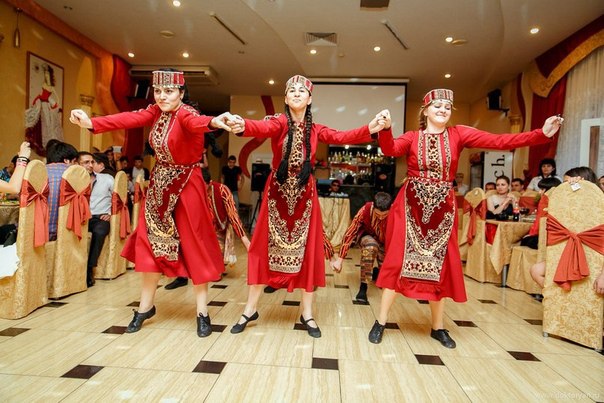 Ансамбль армянского танца "Ераз" (Краснодар)