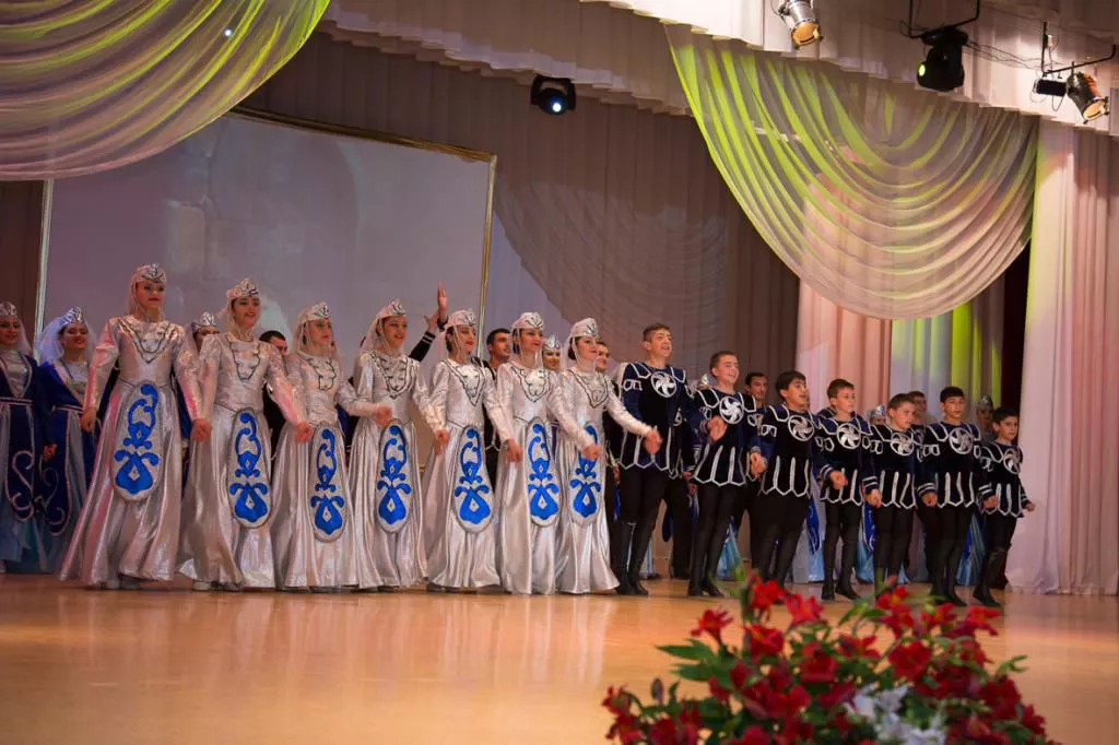 Образцовый ансамбль армянского танца "Ахпюр" (Гайкодзор)