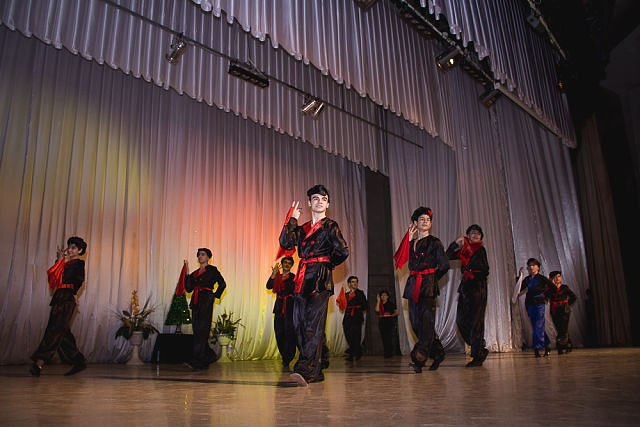 Хореографический ансамбль "Киликия" (Курск)